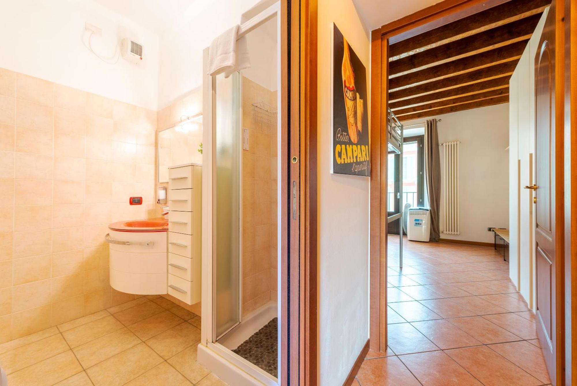 Guest Planet - Rosso Milano Apartment - Navigli Area المظهر الخارجي الصورة